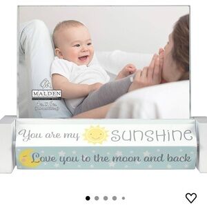 NWT MALDON INTERNATIONAL DESIGNS WHITE / MINT / YELLOW 4 X 6 BABY PICTURE FRAME